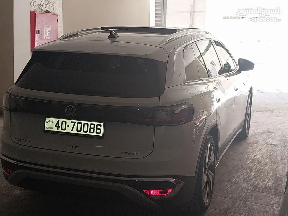 فولكس فاجن ID.6 استخدام الاردن تحت الكفالة كاش أو اقساط .. قاطعة مسافة :35000km