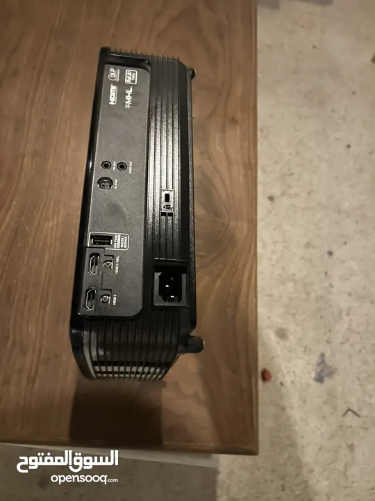 OPTOMA Compatible DH351 Projector  بروجيكتور للبيع بحالة ممتازة جدا كامل مو ناقصة اشي FHD 3600Lm