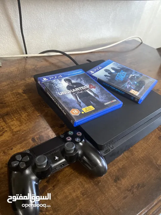 Ps4 Slim edition