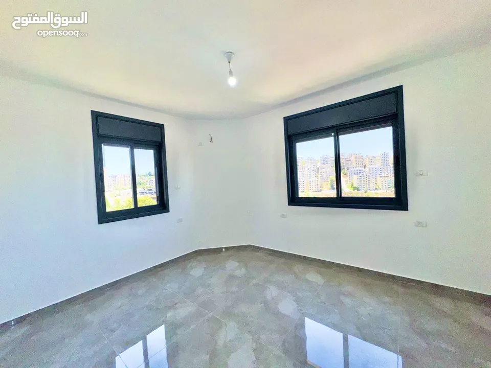 شقة جديدة للبيع