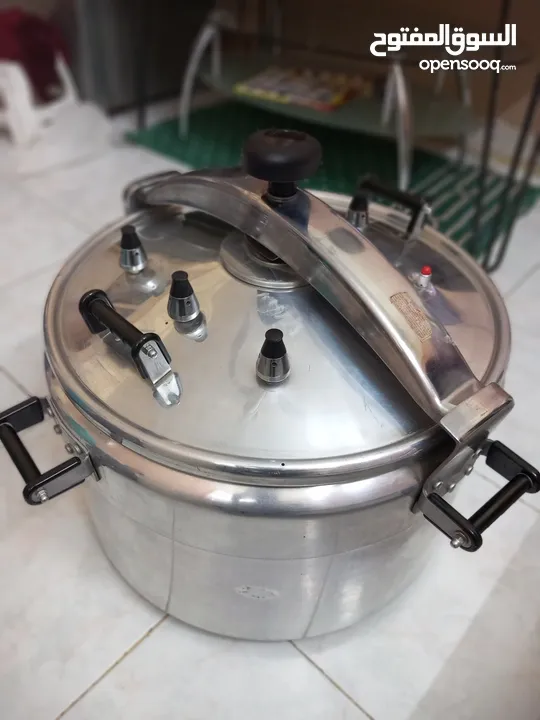 pressure cooker