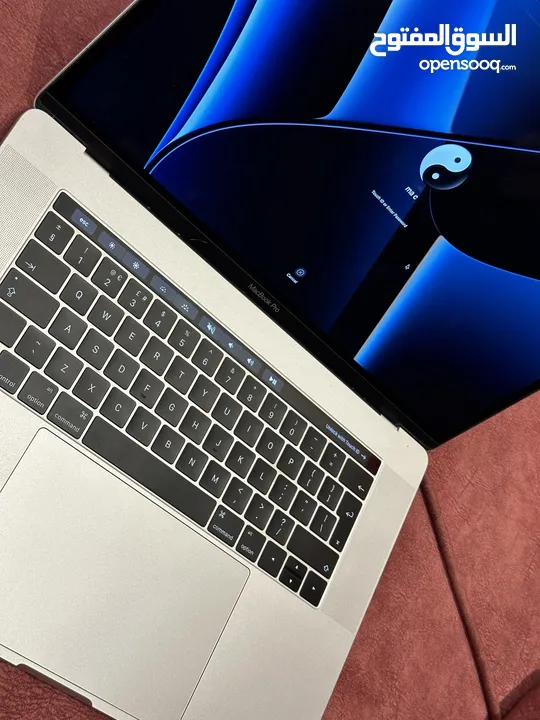 MacBook Pro 15 inch 2017 ( Urgent Sale )