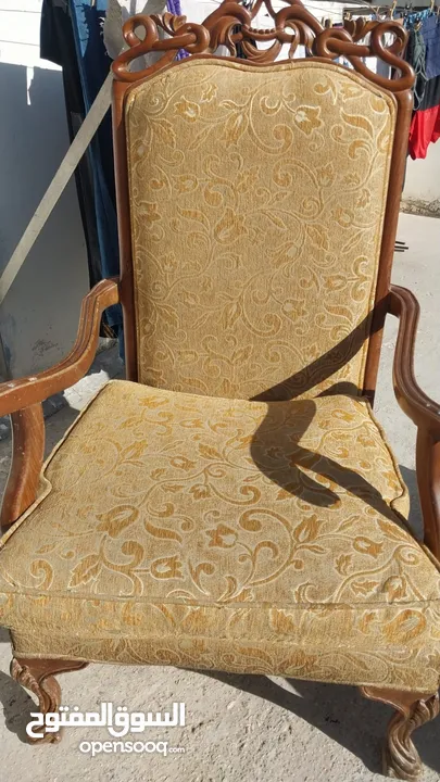 طقم كنب 7 مقاعد مستعمل في حالة جيدة