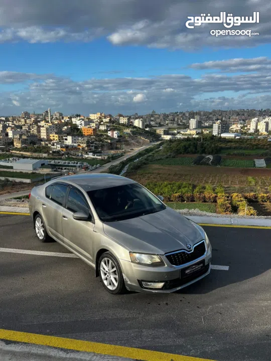 سكودا اوكتافيا 2015