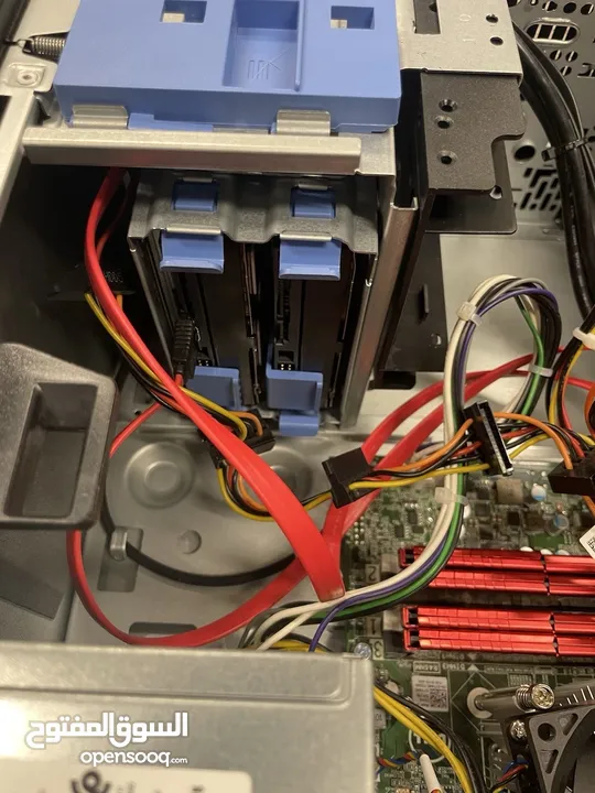 Dell PowerEdge T30 tower Server - 1 x Intel Xeon E3-1225 v5 Quad- 2TB HHD  32GB SSD 512 m.2 NVME