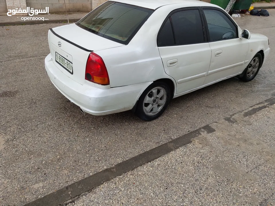 هونداي فيرنا 2004