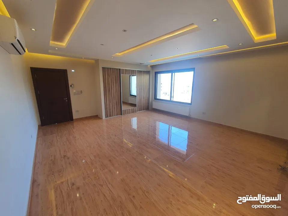 شقة فارغة للإيجار في خلدا  ref : 14349