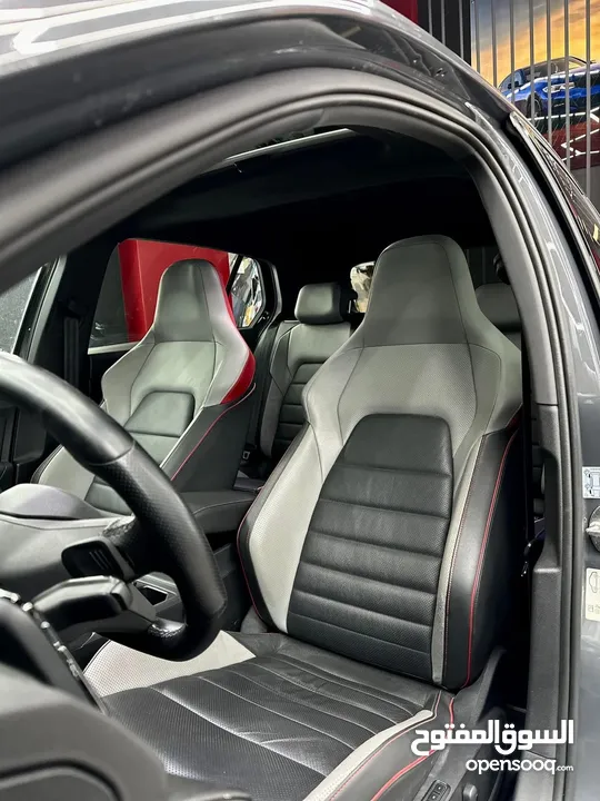 GTI 2021 السيارة مفللة + عداد 30 الف فقط + بحال الوكالة ولا غرام دهان