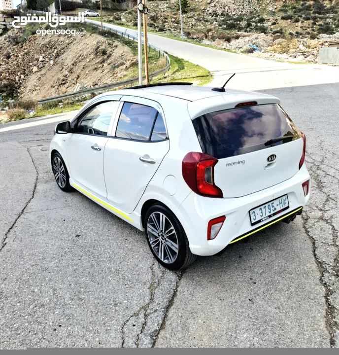 كيا مورنينج 2018  GT LINE فل اضافات فتحة سقف