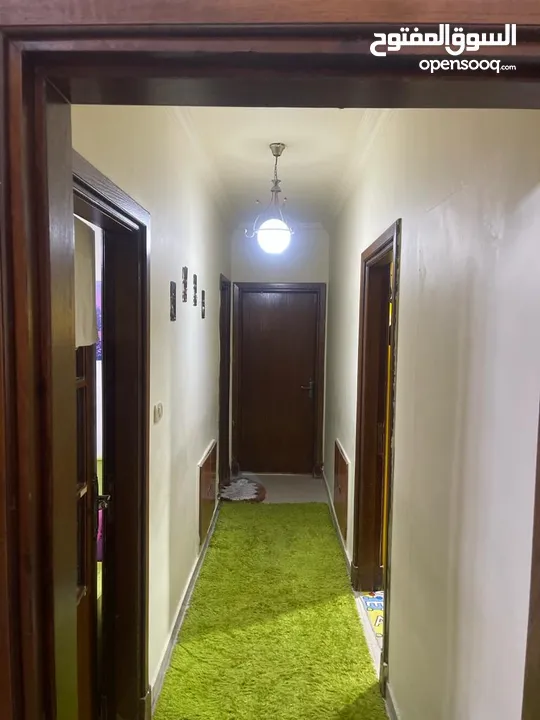 بسعر لقطه مع فرصه استثماريه  شقة ارضيه مع صالون ستاتي (ربوة عبدون )
