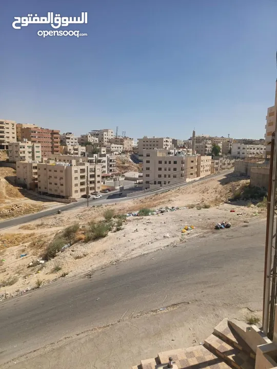 للبيع شقة جديدة غير مسكونة – الزرقاء الجديدة / شارع الفلاتر