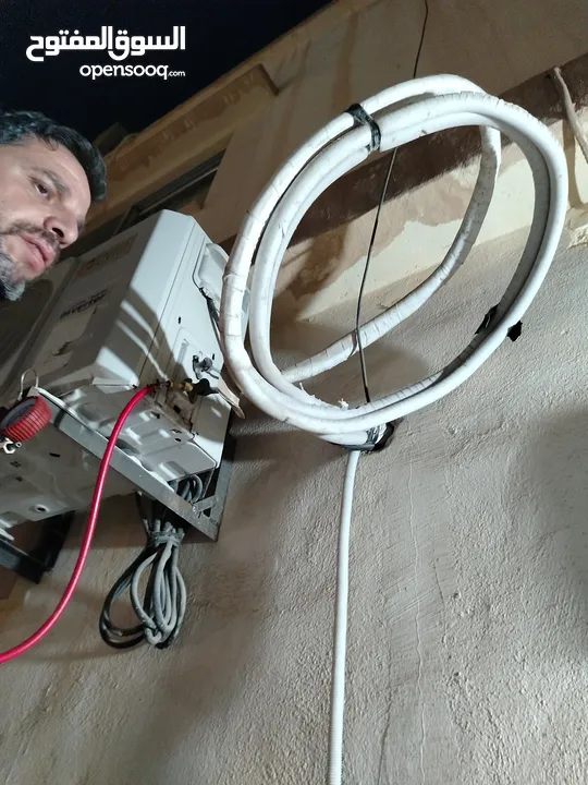 فك وتركيب ونقل وتعبئة المكيفات غاز انفيرتر وعادي وشغل مكفول بإذن الله