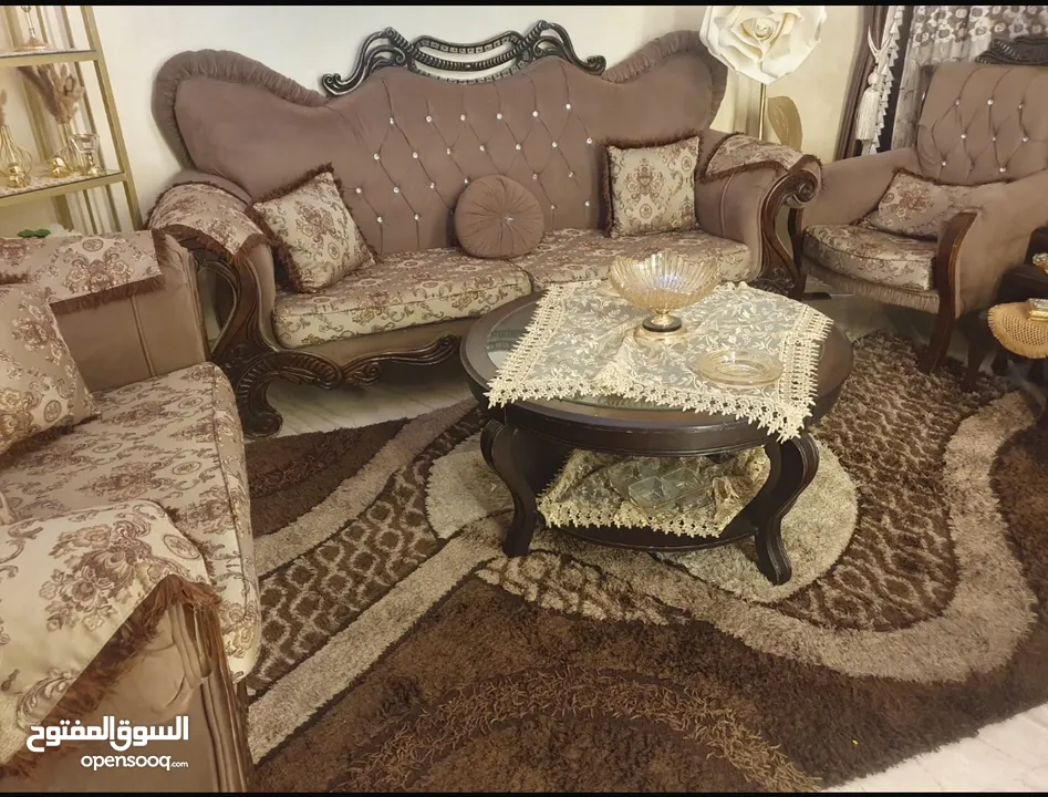 طقم كنب تفصيل خشب زان  + الطريه من احسن أنواع الطريات + البرادي من احسن أنواع البرادي