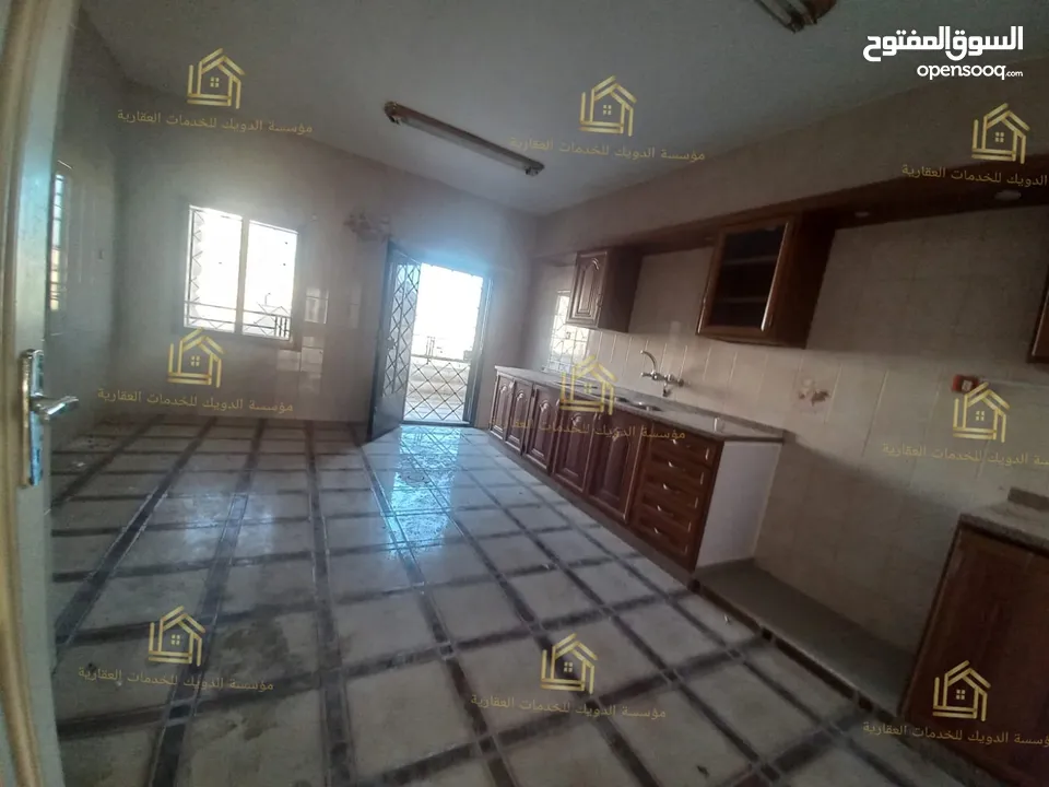 شقة من فيلا - خلدا - 3نوم - 220م