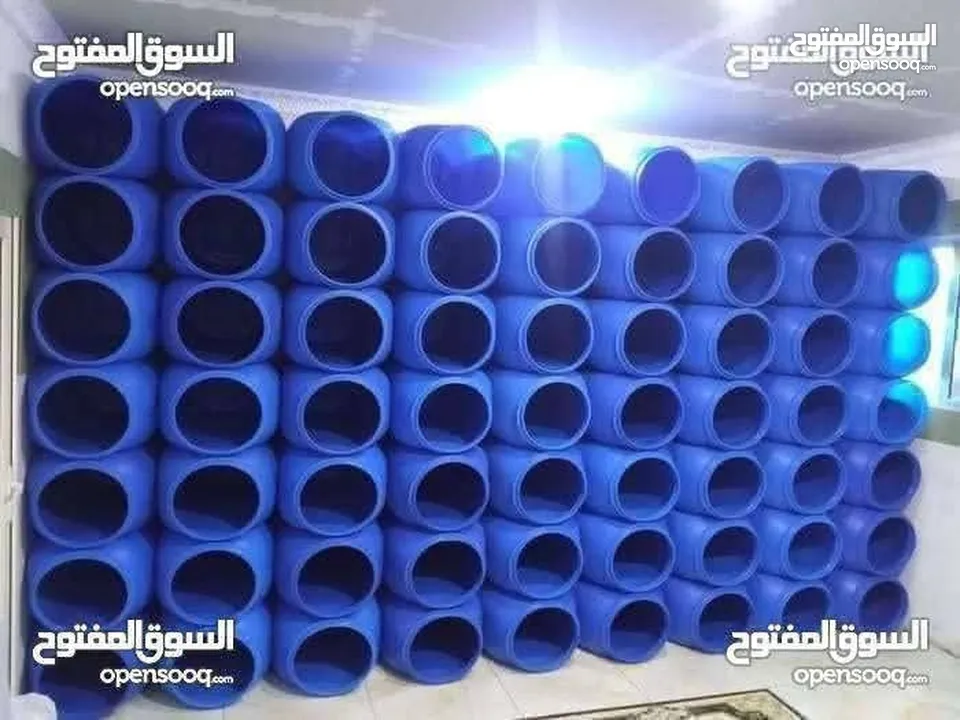 براميل بلاستيك نظاف جدا للبيع