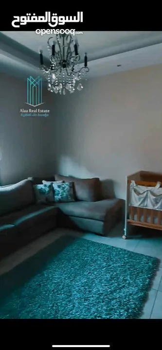 شقة مفروشة في الجندويل قرب مسجد أسامة بن زيد مساحة 180 متر الطابق الثالث شمالية