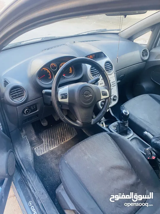 اوبل كورسا 2014 جير عادي بوضع الشركه