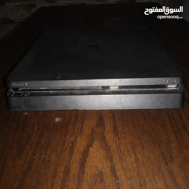 قابل للتفاوض  ps4 مستعمل مع فيفا 25 كود6 + خدمه انشاء حساب بلاستيشن مجانا