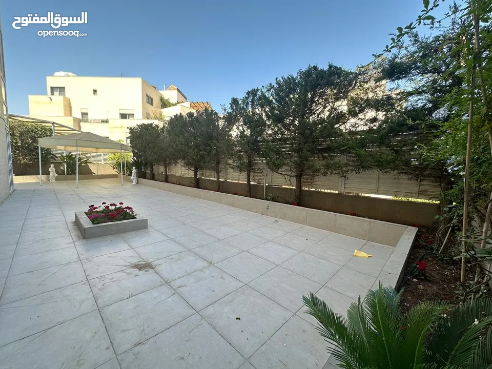 شقة شبه مفروشة للايجار في عبدون ( Property 38268 ) سنوي فقط