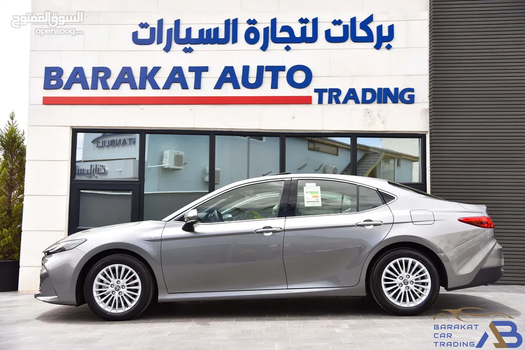 تويوتا كامري هايبرد رمادي 2025 Toyota Camry Hybrid HEV