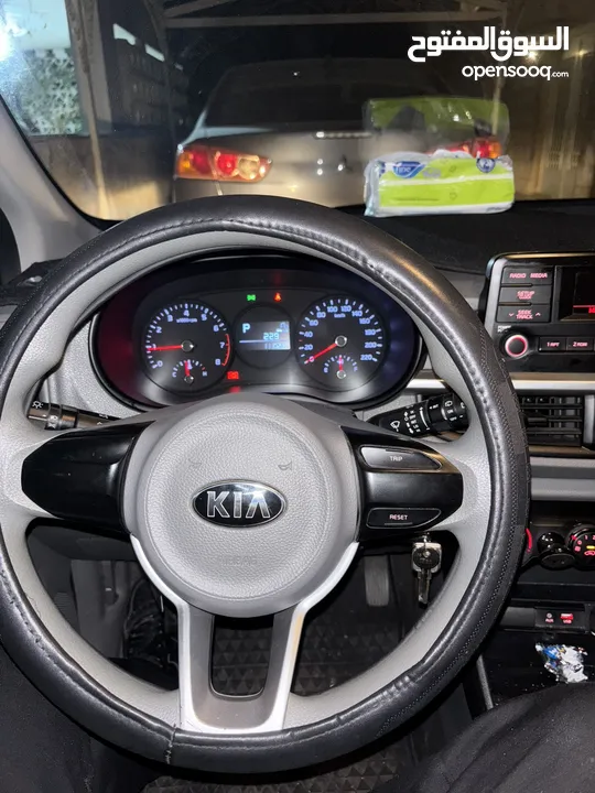 Kia Morning 1.0 للبيع كاش مالك اول من الحرة