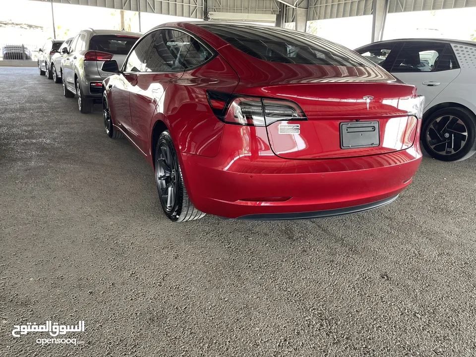 Tesla Model 3 تسلا موديل