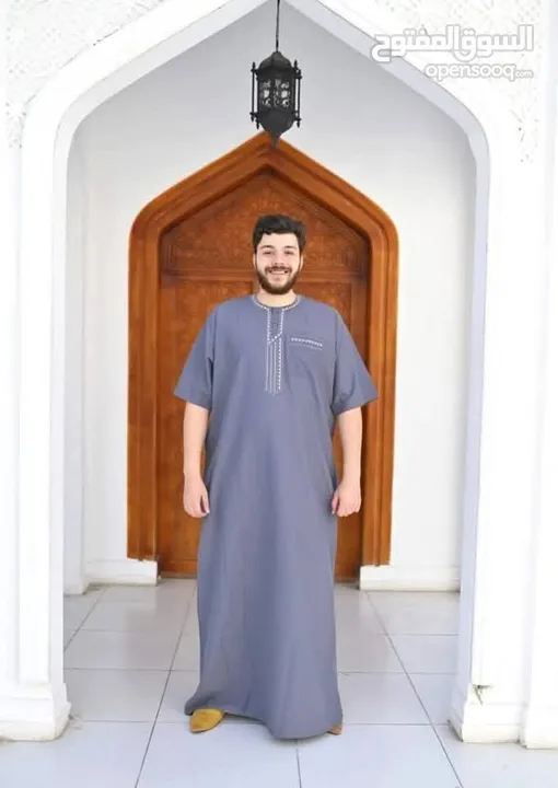 عبايه نص كم