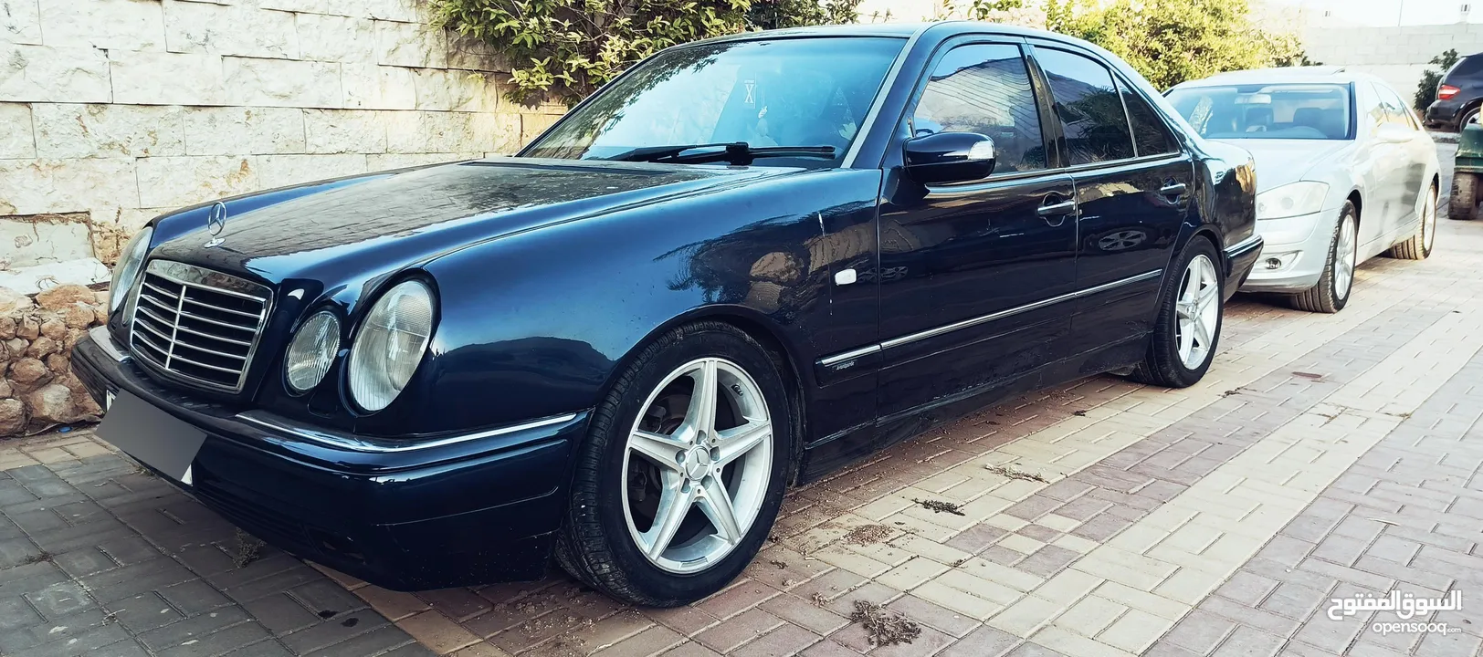 مرسيدس E230
