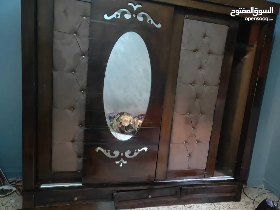 غرفه نوم تفصيل خشب تقيل
