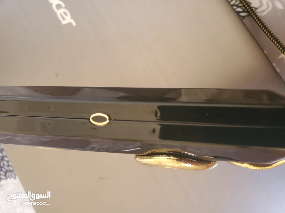 حقيبة كلاتش من ماركة كيليان ذا تمبتريس سوداء وراقيه ،Black Clutch The Temptress by Kilian