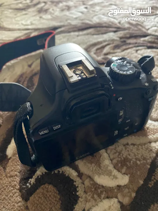 للبيع كاميرا Canon Rebel T2i بحالة جيدة