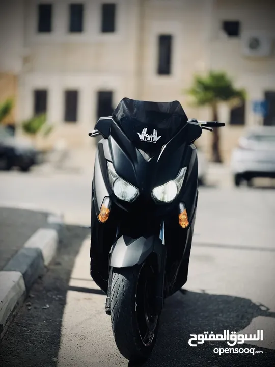 XMAX 2018 400 للبيع