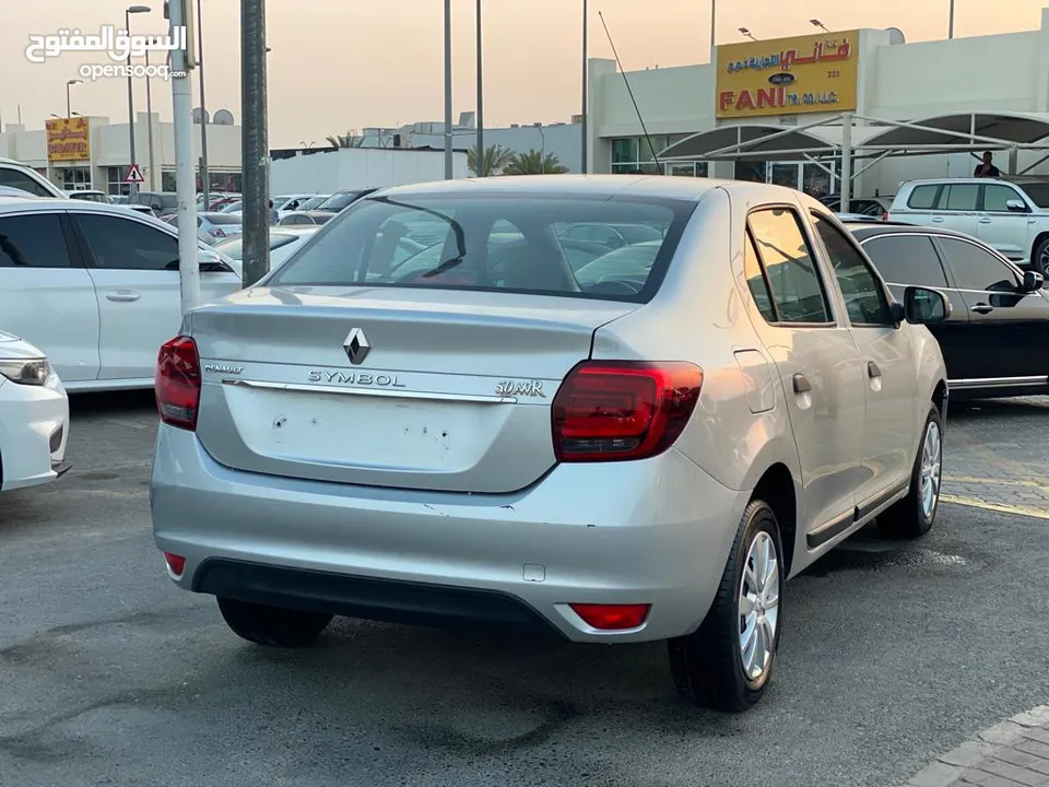 Renault Symbol 2019 silver