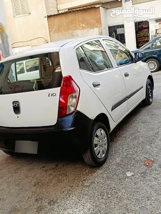 هونداي I10 للبيع او البدل على سيفيا ودفع الفرق كاش