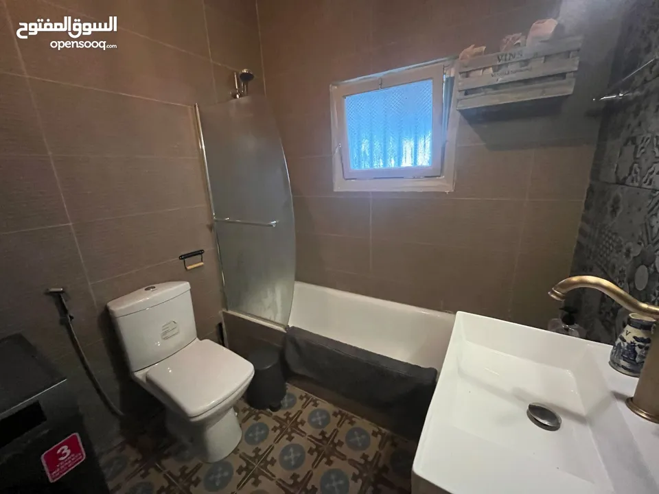 شقة للايجار في الويبده  ( Property 36726 )-175073101
