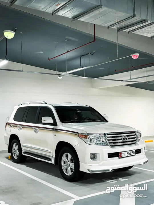 Toyota Landcruiser GXR (2011)