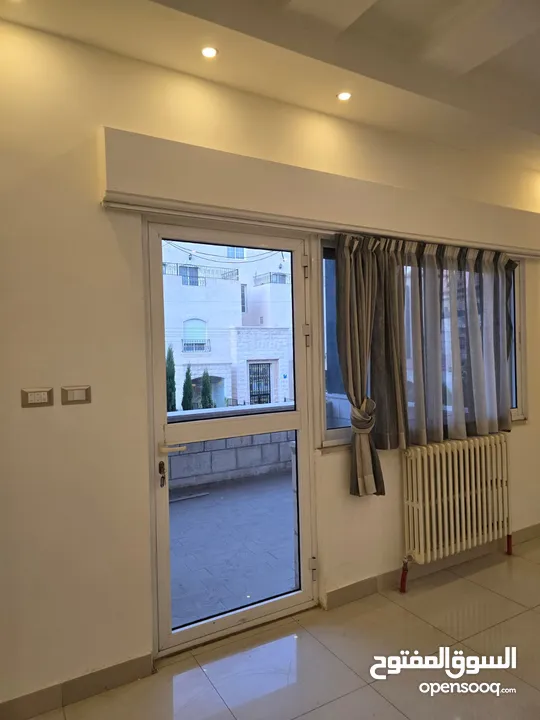 شقة فارغة للإيجار في عبدون - ref : 14410