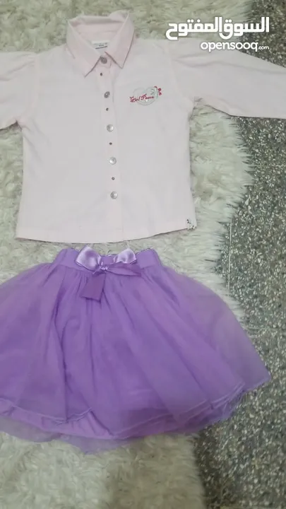 ملابس بناتي