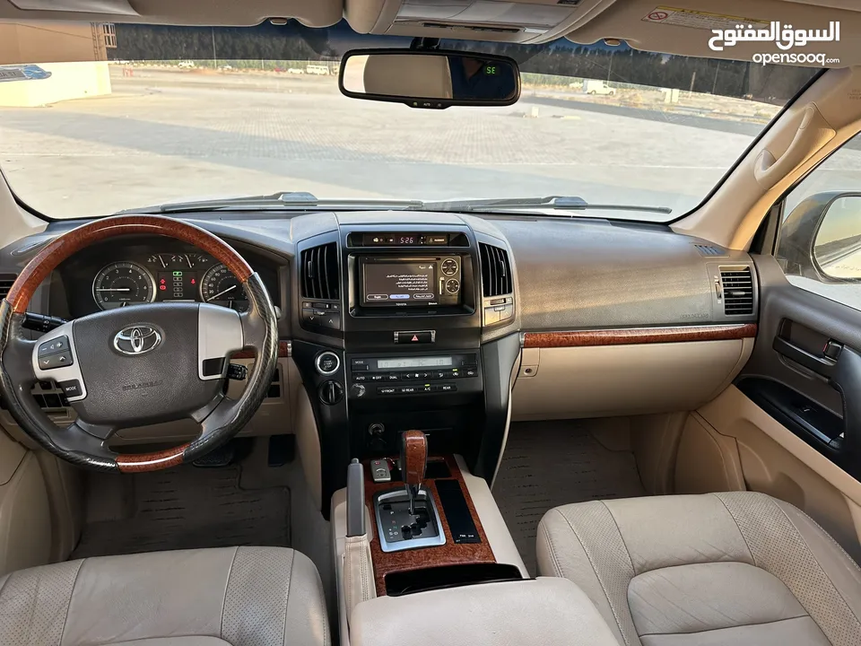 لاندكروزر خليجي مالك اول LAND CRUISER 2012 4.6L GXR PLUS +