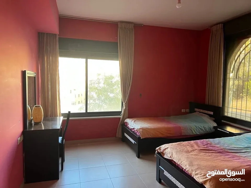 شقه مفروشه للايجار في رام الله التحتا قرب البنك العربي