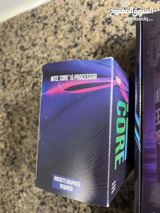 قطع كمبيوتر   CPU Core i5 9th Gen + Motherboard ASUS + HyperX Fury 8GB RGB x2