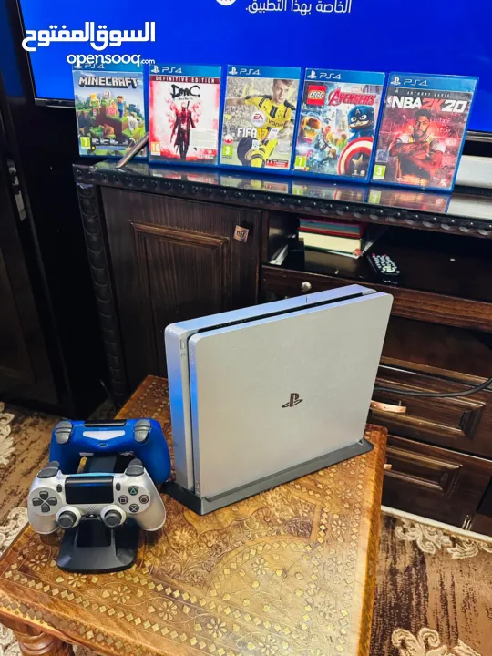 Playstation 4 Slim  بلاستيشن 4 سلم