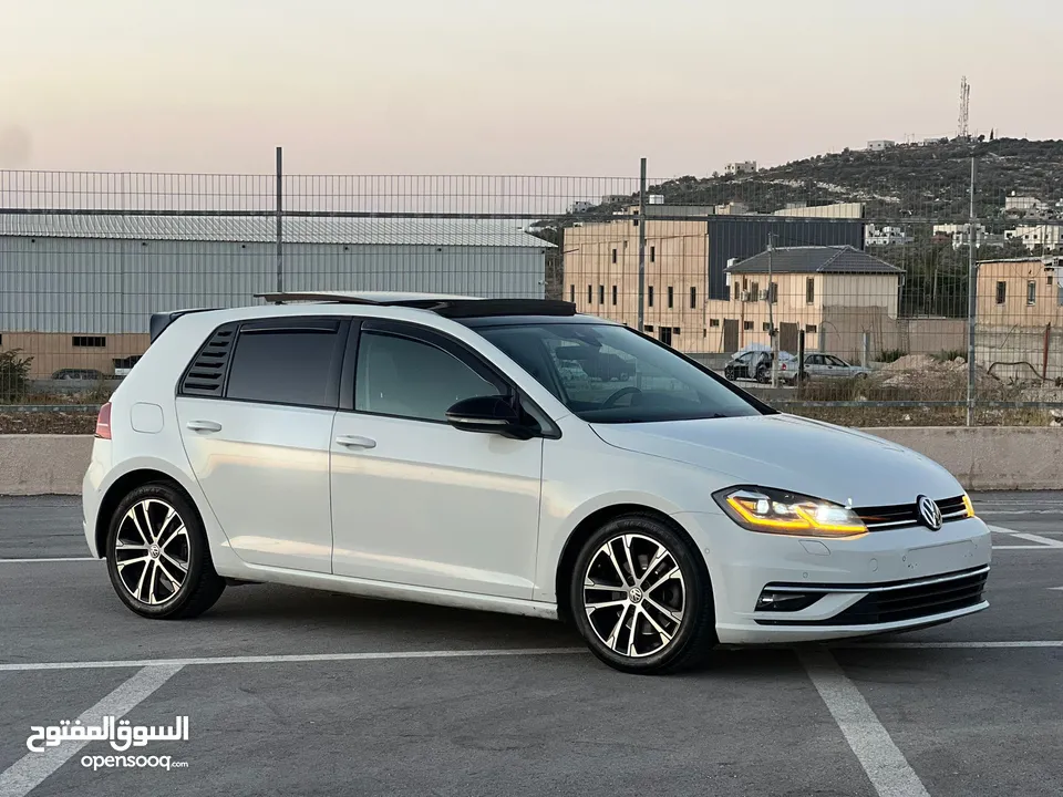 فولكسواجن جولف TSI 2019 اتوماتيك ماتور 1500 فل الفل فتحة  سقف بانوراما