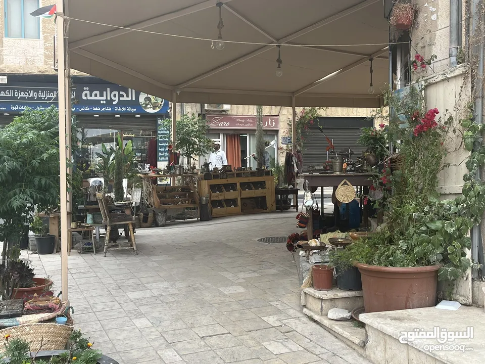 محلات للبيع