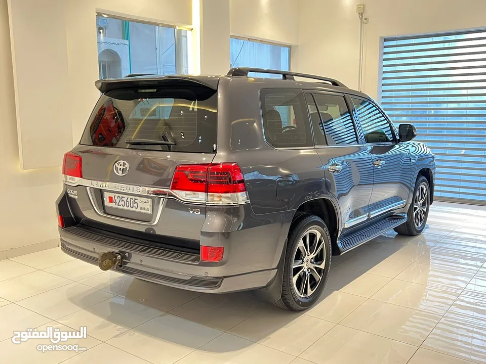 TOYOTA LAND CRUISER GXR V8 GRAND TURING 2021 MODEL FOR SALE