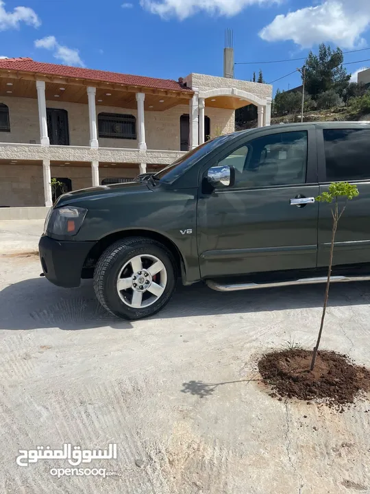 للبيع او البدل بكم نيسان تيتان بنزين فورويل شغال فتحة قناص مرخص Nissan titan  قابل للتقسيط دفعة