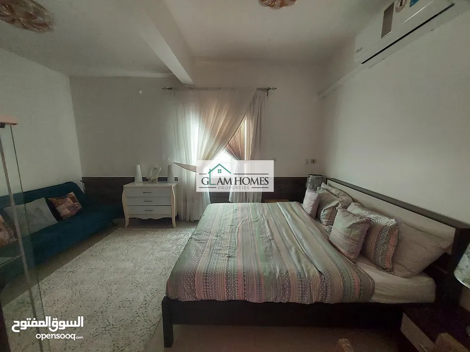 Stunning 5 BR villa for sale in Al Khuwair Ref: 754R