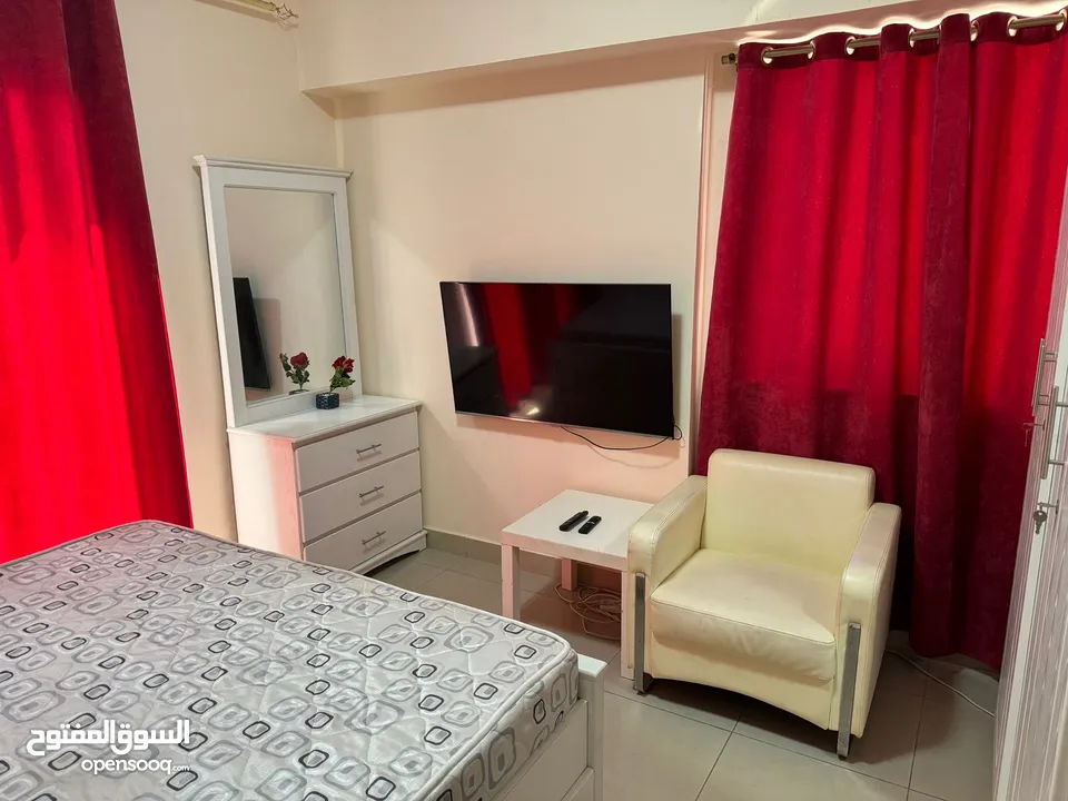 Master Bedroom with balcony and sea view, very clean and peaceful in Al Taawun