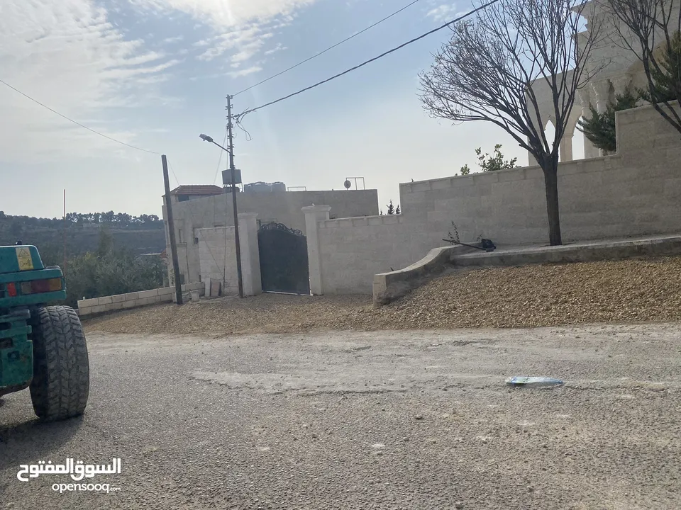 مدحله و جرافه صغيره و مداحل و حفارات لايجار تزفيت ساحات و شوارع مدحله جرافه بوبكات