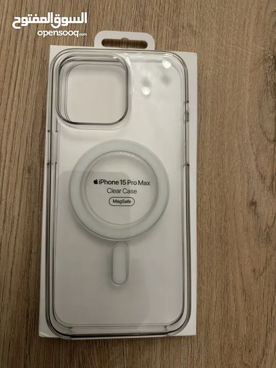 iPhone 15 pro max  Clear case  (MagSafe) الأصلي